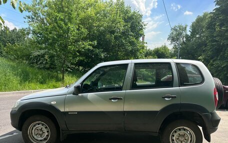 Chevrolet Niva I рестайлинг, 2016 год, 535 000 рублей, 4 фотография
