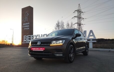 Volkswagen Tiguan II, 2020 год, 1 990 000 рублей, 7 фотография