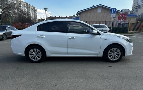 KIA Rio IV, 2019 год, 1 175 000 рублей, 3 фотография