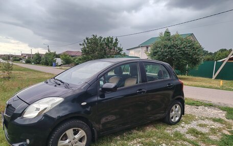 Toyota Yaris III рестайлинг, 2008 год, 465 000 рублей, 4 фотография