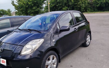 Toyota Yaris III рестайлинг, 2008 год, 465 000 рублей, 12 фотография