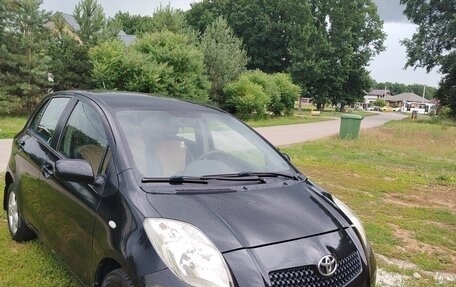 Toyota Yaris III рестайлинг, 2008 год, 465 000 рублей, 16 фотография