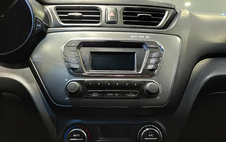 KIA Rio III рестайлинг, 2014 год, 830 000 рублей, 18 фотография