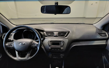KIA Rio III рестайлинг, 2014 год, 830 000 рублей, 17 фотография