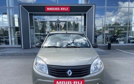 Renault Sandero I, 2013 год, 599 500 рублей, 2 фотография
