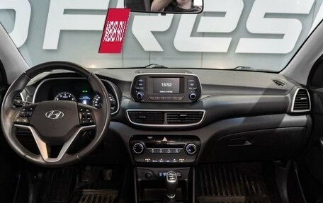Hyundai Tucson III, 2018 год, 1 999 000 рублей, 10 фотография