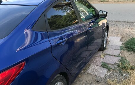 Hyundai Solaris II рестайлинг, 2011 год, 500 000 рублей, 10 фотография