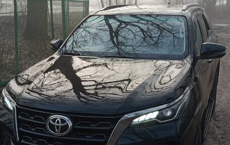 Toyota Fortuner II, 2021 год, 3 700 000 рублей, 2 фотография