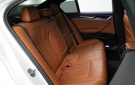 BMW 5 серия, 2021 год, 4 327 077 рублей, 10 фотография