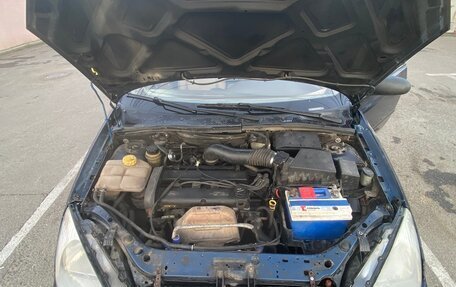 Ford Focus IV, 2001 год, 270 000 рублей, 1 фотография