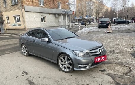 Mercedes-Benz C-Класс, 2012 год, 1 250 000 рублей, 6 фотография