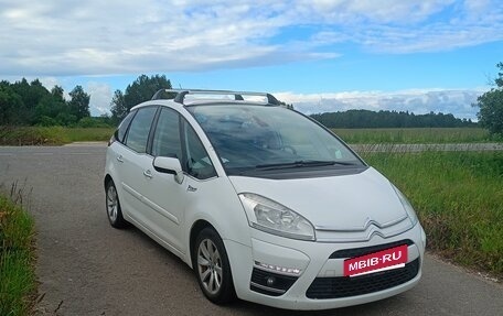 Citroen C4 Picasso II рестайлинг, 2012 год, 650 000 рублей, 4 фотография