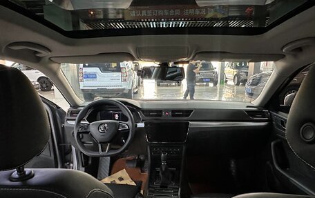 Skoda Superb III рестайлинг, 2023 год, 1 580 000 рублей, 8 фотография