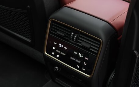 Porsche Cayenne III, 2026 год, 26 490 000 рублей, 38 фотография