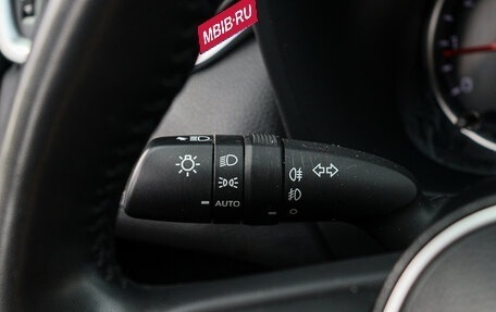 Toyota RAV4, 2021 год, 3 650 000 рублей, 23 фотография