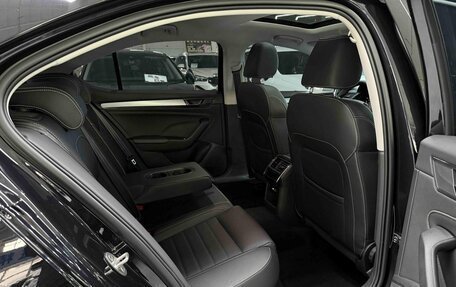 Skoda Superb III рестайлинг, 2023 год, 1 590 000 рублей, 13 фотография