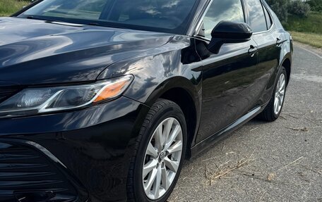 Toyota Camry, 2017 год, 2 050 000 рублей, 3 фотография