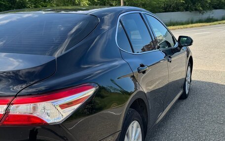 Toyota Camry, 2017 год, 2 050 000 рублей, 8 фотография