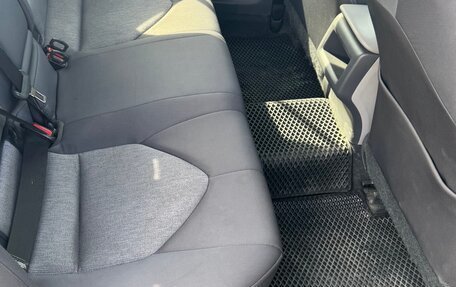 Toyota Camry, 2017 год, 2 050 000 рублей, 10 фотография