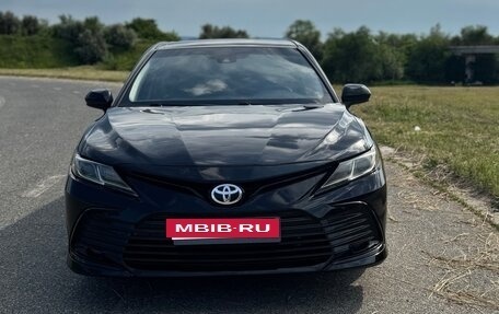Toyota Camry, 2017 год, 2 050 000 рублей, 14 фотография
