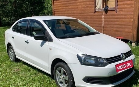 Volkswagen Polo VI (EU Market), 2012 год, 900 000 рублей, 11 фотография