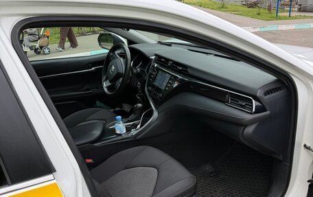 Toyota Camry, 2019 год, 1 520 000 рублей, 11 фотография