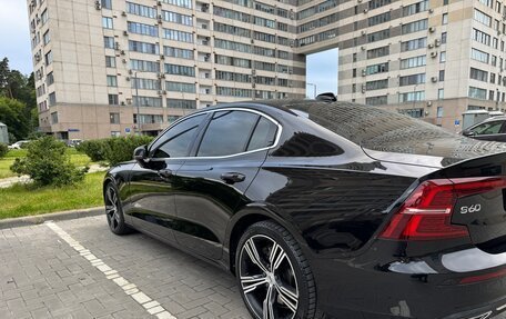 Volvo S60 III, 2020 год, 3 000 000 рублей, 2 фотография