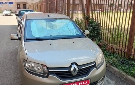 Renault Logan II, 2018 год, 750 000 рублей, 1 фотография
