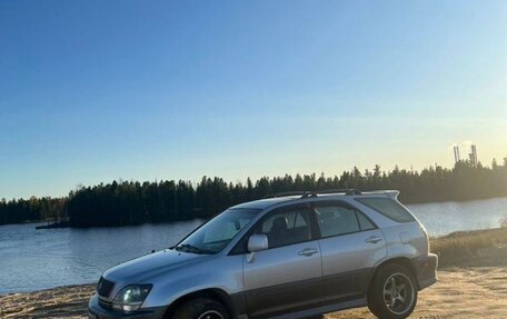 Lexus RX IV рестайлинг, 2001 год, 800 000 рублей, 1 фотография