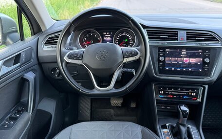 Volkswagen Tiguan II, 2021 год, 2 550 000 рублей, 11 фотография