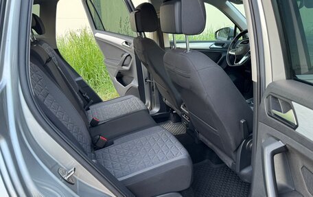 Volkswagen Tiguan II, 2021 год, 2 550 000 рублей, 18 фотография