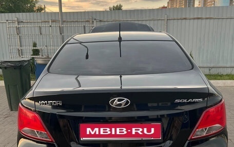 Hyundai Solaris II рестайлинг, 2015 год, 850 000 рублей, 4 фотография