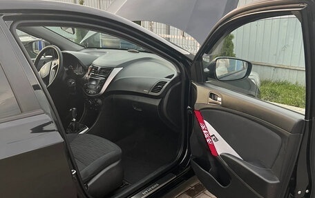 Hyundai Solaris II рестайлинг, 2015 год, 850 000 рублей, 6 фотография