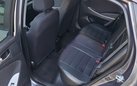 Hyundai Solaris II рестайлинг, 2015 год, 900 000 рублей, 8 фотография