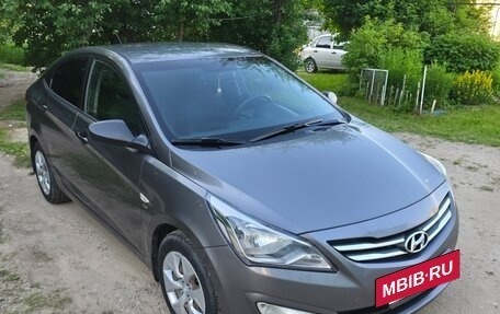 Hyundai Solaris II рестайлинг, 2015 год, 900 000 рублей, 6 фотография