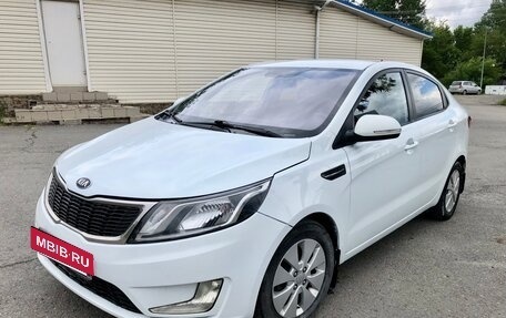KIA Rio III рестайлинг, 2013 год, 711 000 рублей, 5 фотография