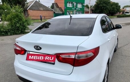 KIA Rio III рестайлинг, 2013 год, 711 000 рублей, 3 фотография