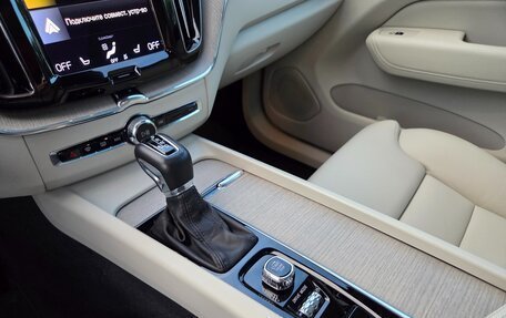 Volvo XC60 II, 2021 год, 5 100 000 рублей, 14 фотография