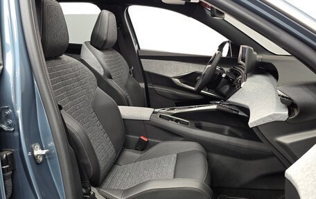 Peugeot 3008, 2025 год, 3 300 000 рублей, 26 фотография