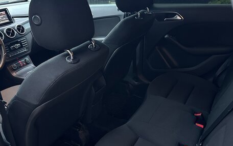 Mercedes-Benz B-Класс, 2012 год, 1 150 000 рублей, 9 фотография