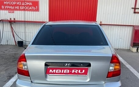 Hyundai Accent II, 2004 год, 295 000 рублей, 3 фотография