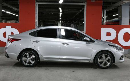 Hyundai Solaris II рестайлинг, 2017 год, 1 299 000 рублей, 4 фотография