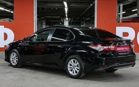 Toyota Camry, 2019 год, 3 049 000 рублей, 8 фотография