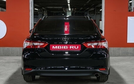 Toyota Camry, 2019 год, 3 049 000 рублей, 7 фотография