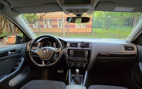 Volkswagen Jetta VI, 2017 год, 1 500 000 рублей, 11 фотография