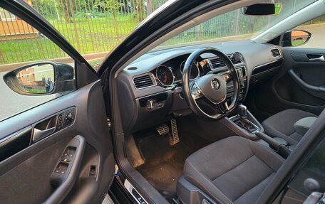 Volkswagen Jetta VI, 2017 год, 1 500 000 рублей, 16 фотография