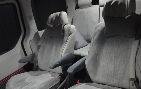 Hyundai Staria, 2023 год, 5 500 000 рублей, 5 фотография
