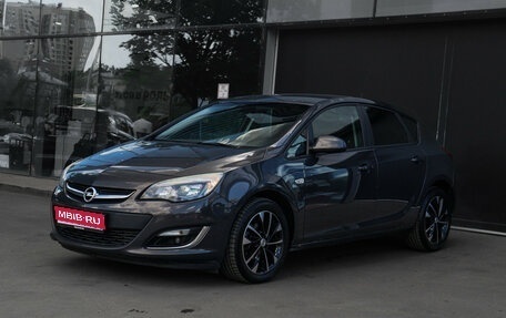 Opel Astra J, 2012 год, 700 000 рублей, 1 фотография