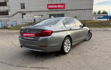 BMW 5 серия, 2011 год, 1 600 000 рублей, 4 фотография
