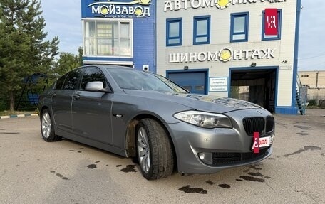 BMW 5 серия, 2011 год, 1 600 000 рублей, 3 фотография